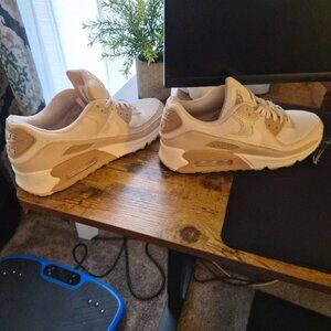 Women's Nike Air Max